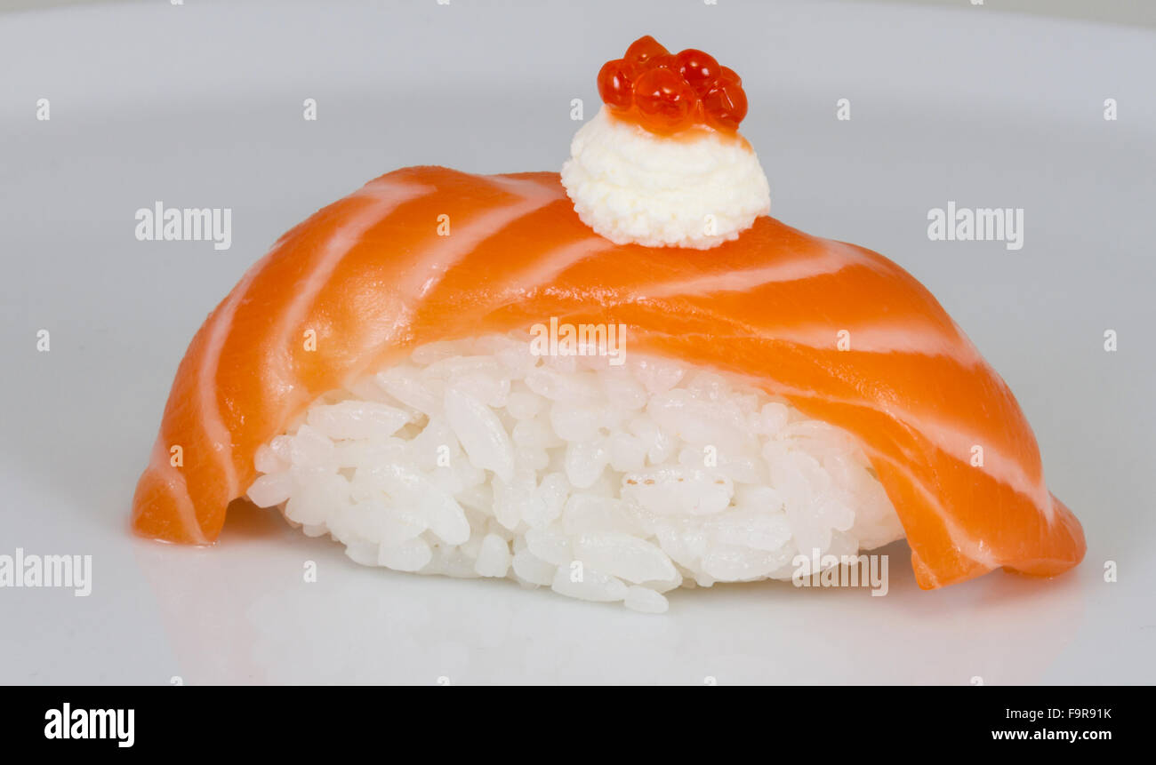 Sushi salmon sake Stock Photo - Alamy