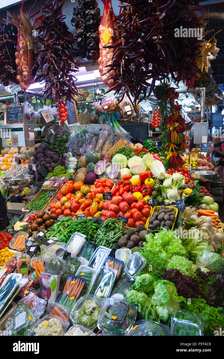 vegetables on spanish market counter Stock Photo Alamy