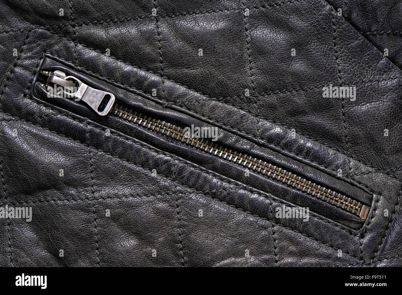 3864 Grey Pocket Detailed Coat