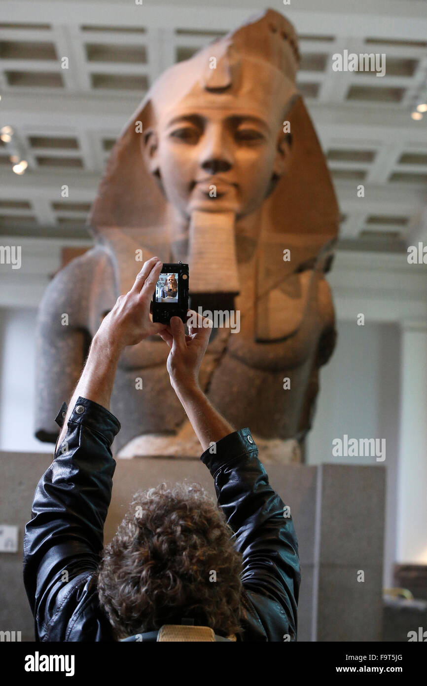Tourist in the British Museum Stock Photo Alamy