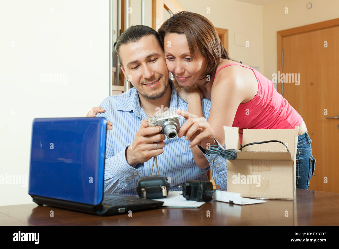 Incontri catania e provincia Joyful Couple Cam