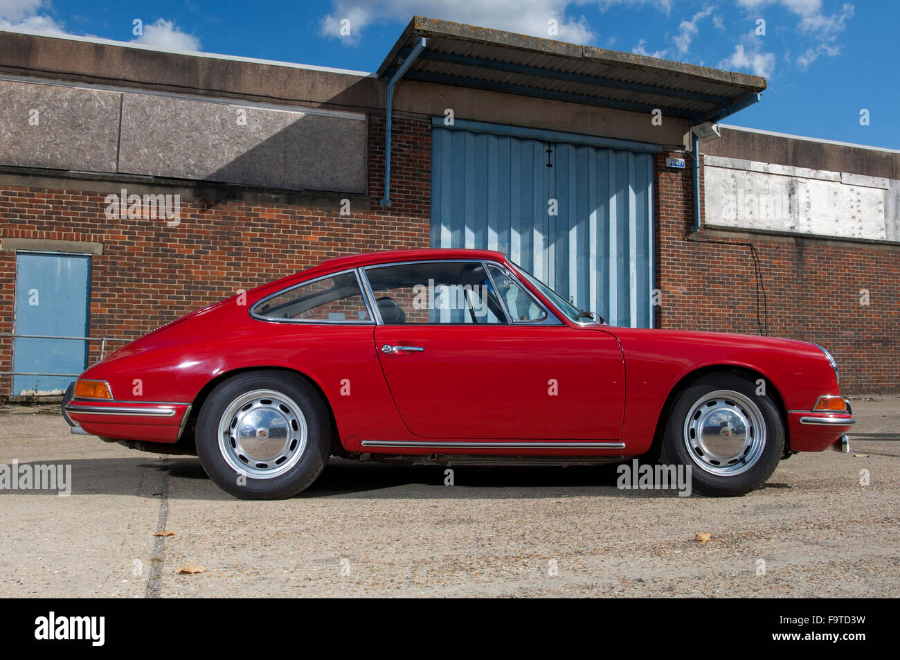 1966 porsche 911 hi-res stock photography and images - Alamy