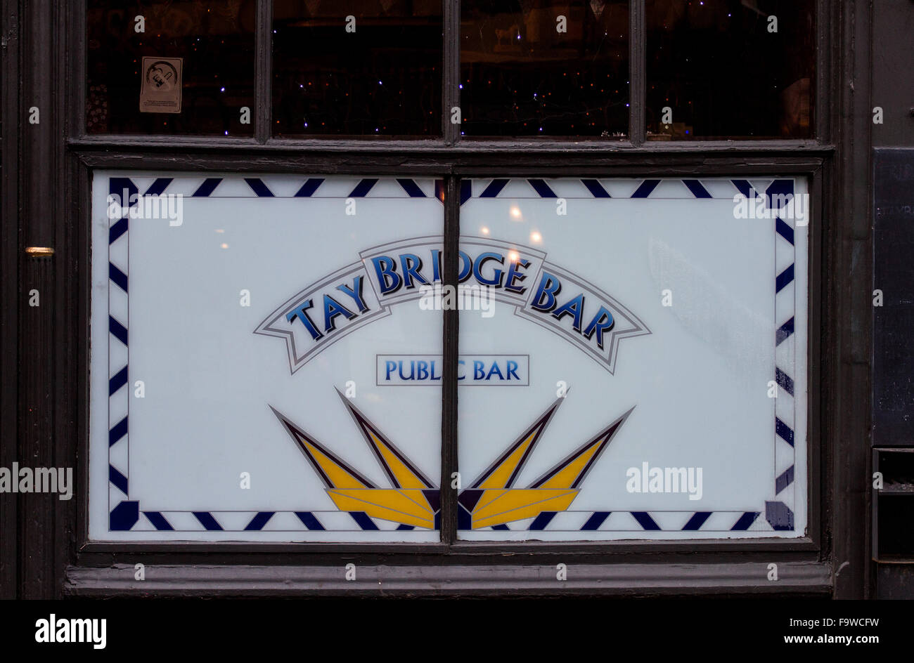 Established in 1867 The Taybridge Bar is a Victorian Scottish Pub along 249 Perth Road in Dundee, UK Stock Photo