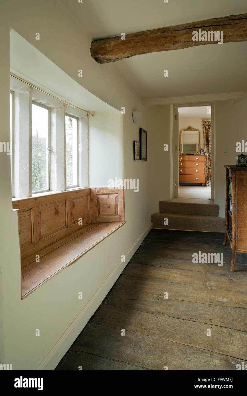 Uk Real Estate Old Stone Cottage Landing With Exposed Floor