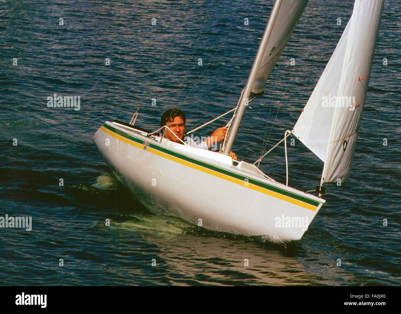 1986. FREMANTLE, AUSTRALIA. BEN LEXCEN (BOB MILLER) (AUS) YACHT DESIGNER, SAILS