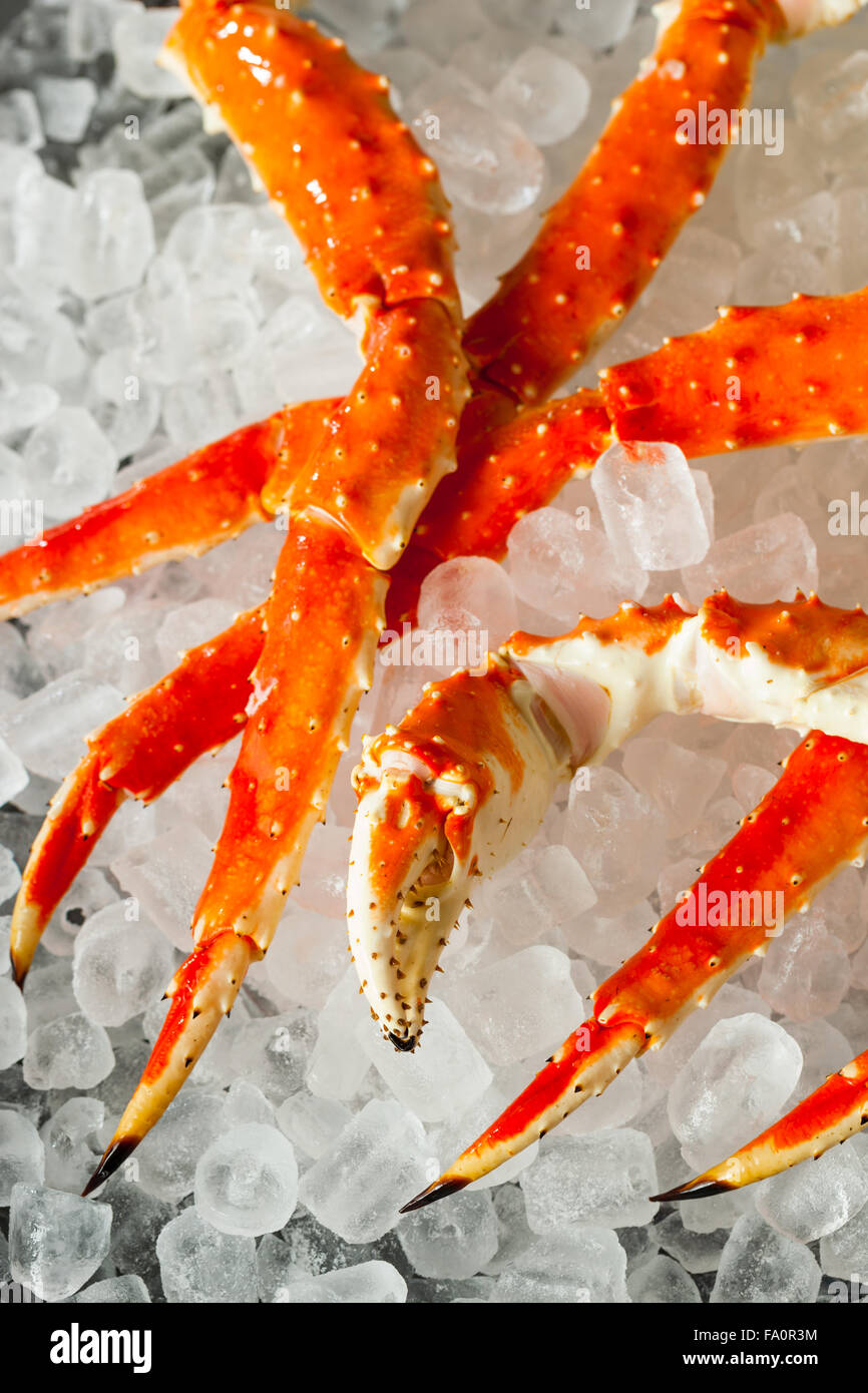 Cooked Organic Alaskan King Crab Legs with Butter Stock Photo Alamy