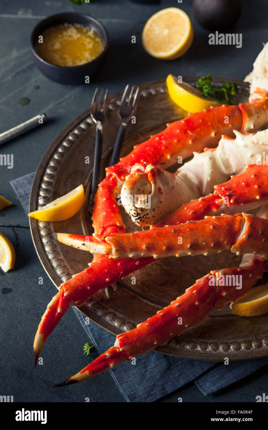 Cooked Organic Alaskan King Crab Legs with Butter Stock Photo Alamy