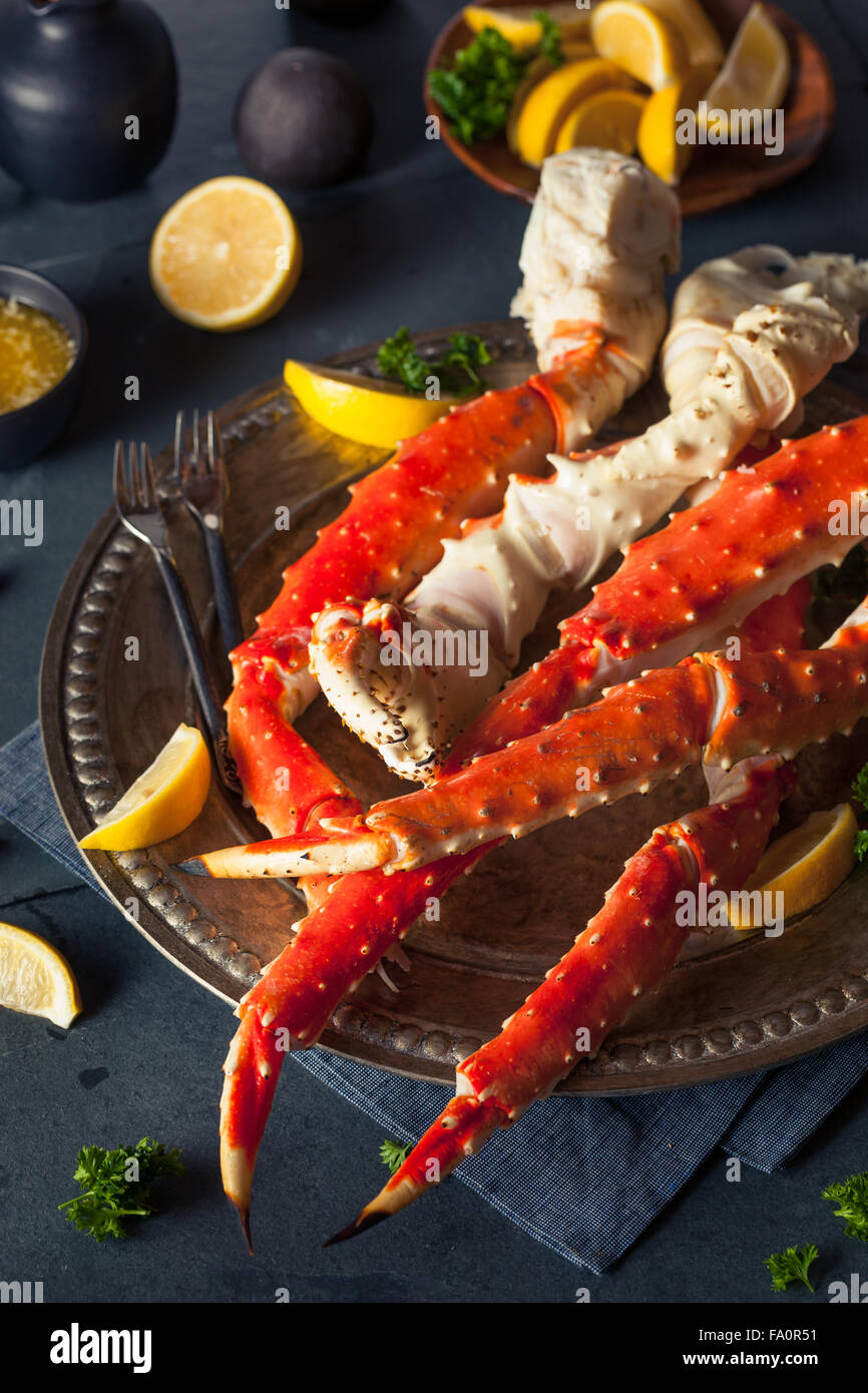 Cooked Organic Alaskan King Crab Legs with Butter Stock Photo Alamy