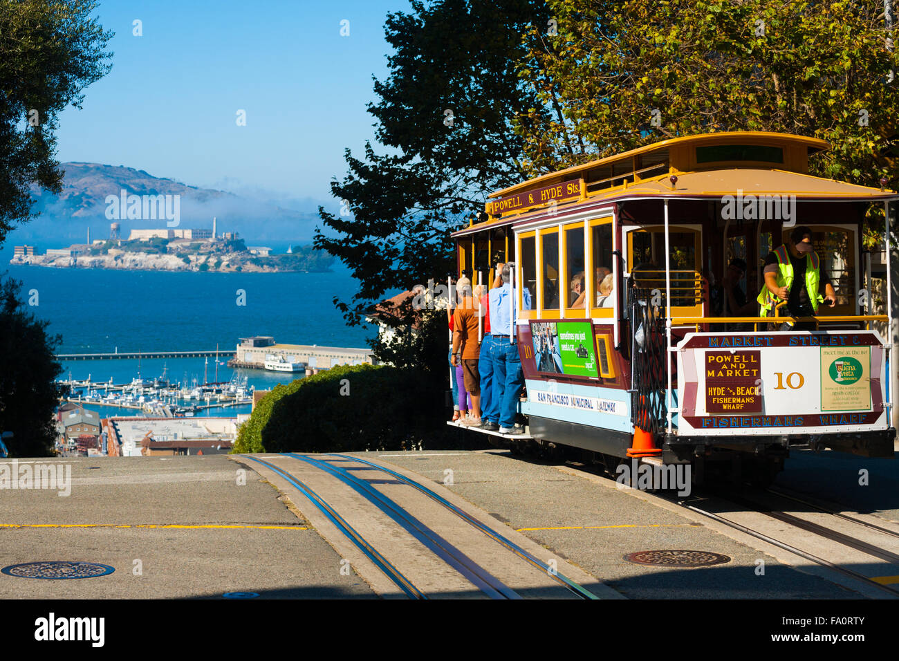 San francisco cable car powell street hi-res stock photography and 