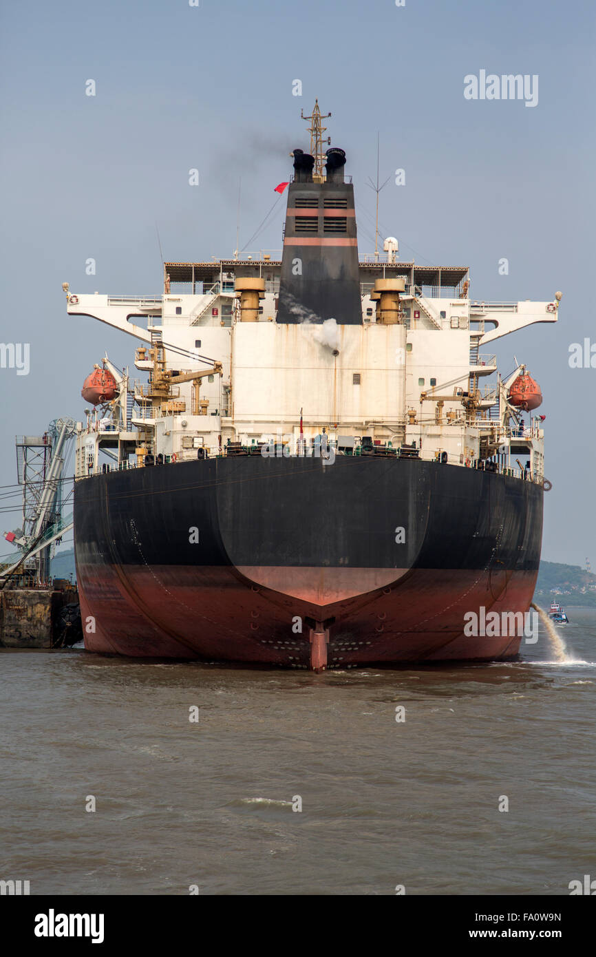 Mumbai port container hires stock photography and images Alamy