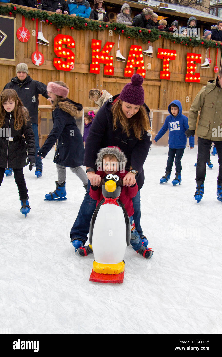 Edinburgh Christmas Market 2025 Ice Skating 2025 Caryl Quintilla