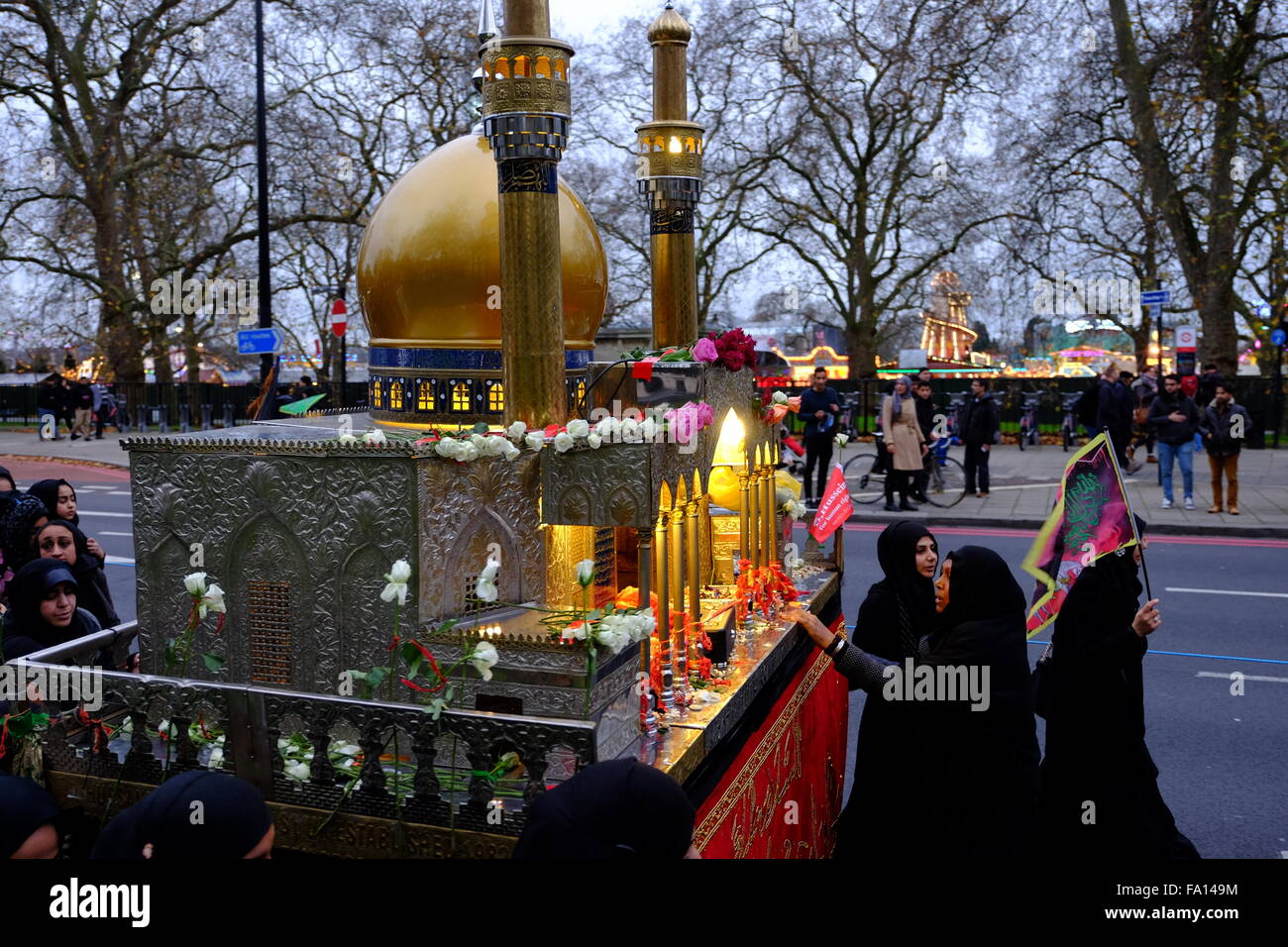 Shia Muslims Annual Arbaeen Procession London Dec 2015 Stock Photo Alamy