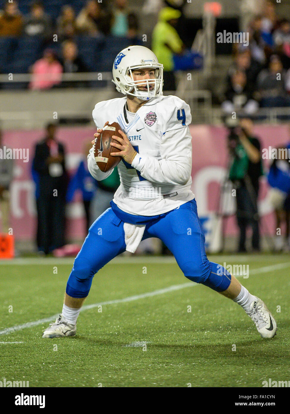 Orlando, FL, USA. 19th Dec, 2015. Georgia State Panthers quarterback Nick Arbuckle (4) during 1st half action in the Inaugural AutoNation Cure Bowl between the Georgia State Panthers and the San Jose State Spartans at the Citrus Bowl in Orlando, Fl Romeo Guzman/CSM/Alamy Live News Stock Photo
