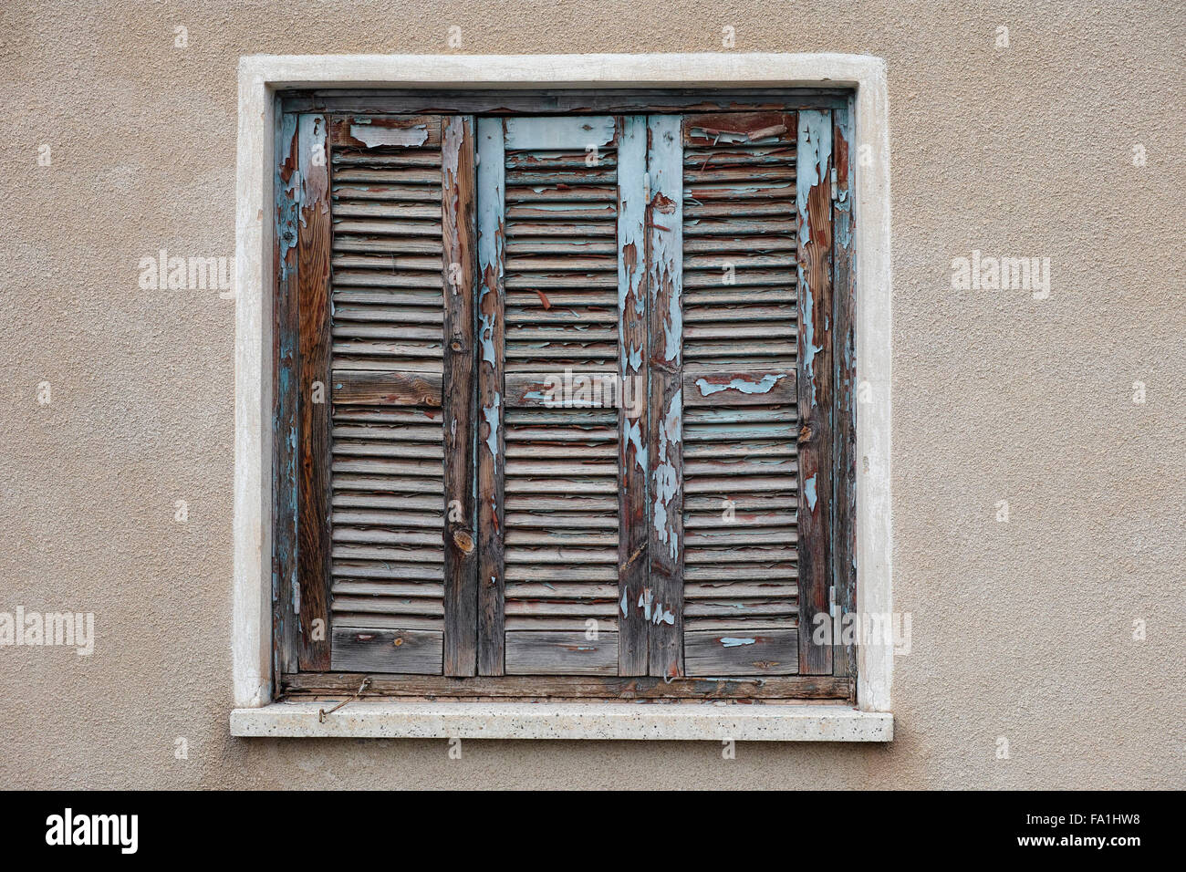 Old window with closed shutters. Close up Stock Photo - Alamy