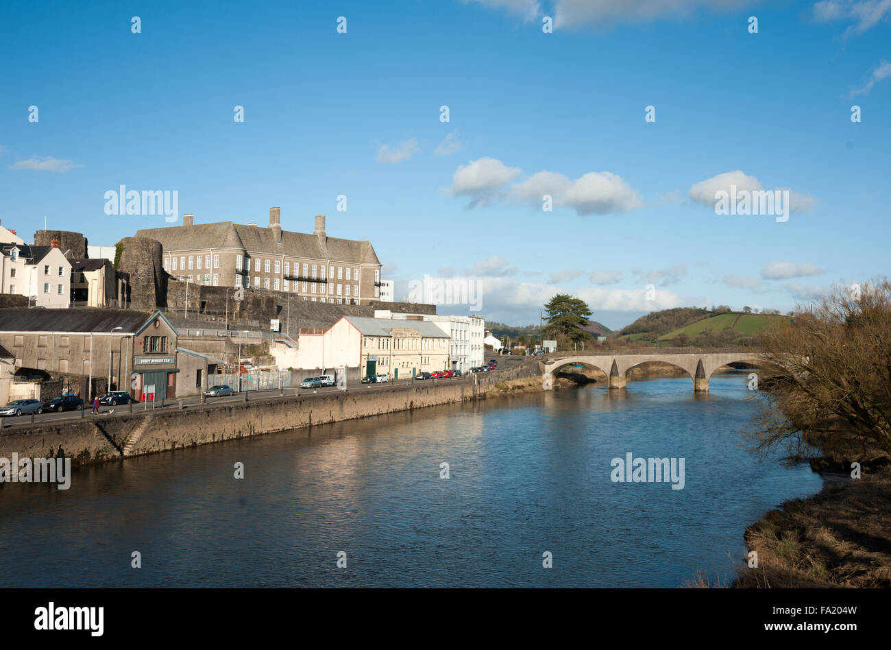 South Wales, UK, Sunday 20th December 2015. BEFORE and AFTER picture. The river Towy, Carmarthen quayside, Carmarthenshire, west Wales UK. View overlooking river Towy from pedestrian footbridge.NOTE: Image taken 08-03-2015 Credit:  Algis Motuza/Alamy Live News Stock Photo
