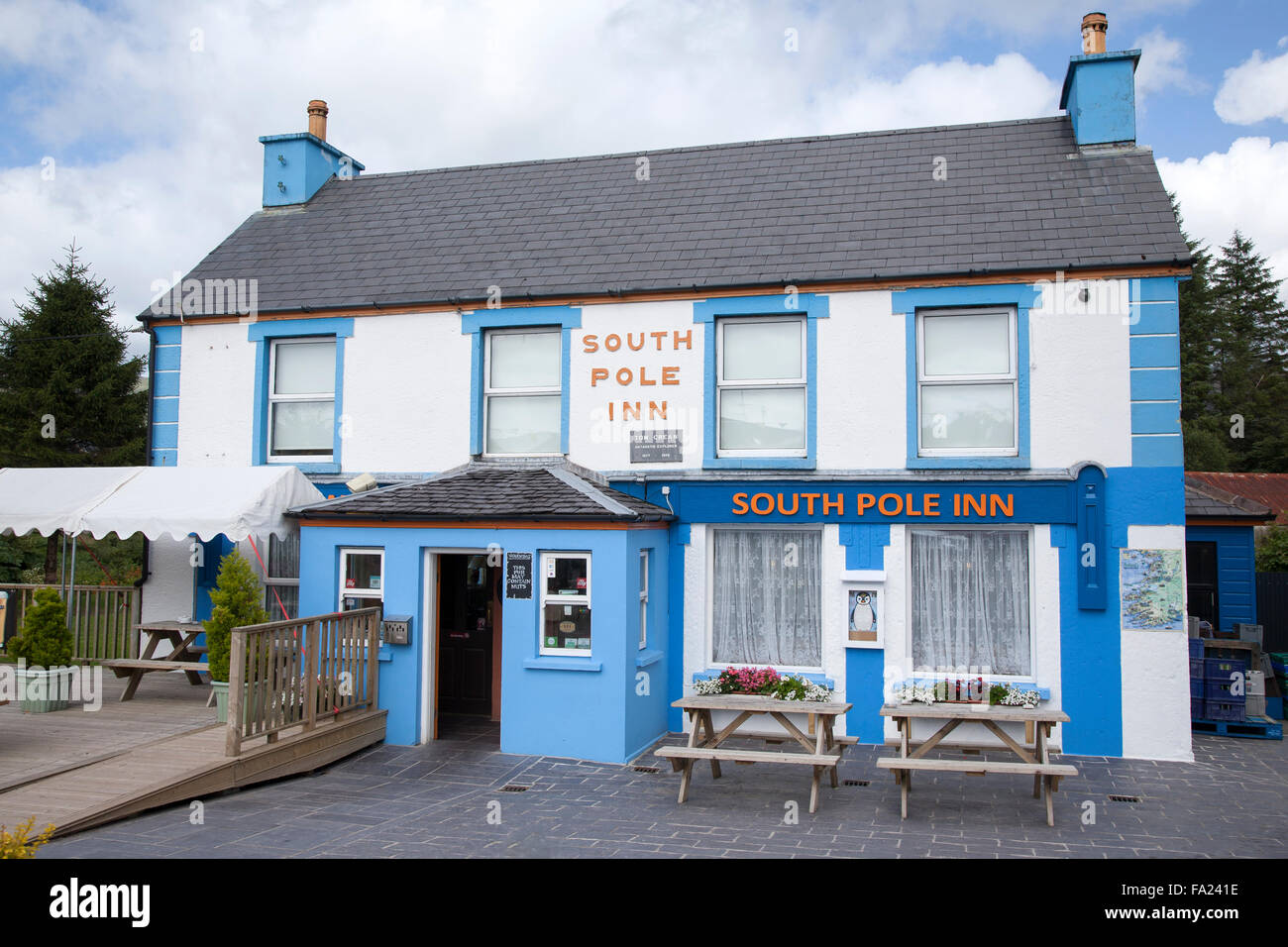 South Pole Inn, Annascaul, Dingle Peninsula, County Kerry, Ireland Stock Photo