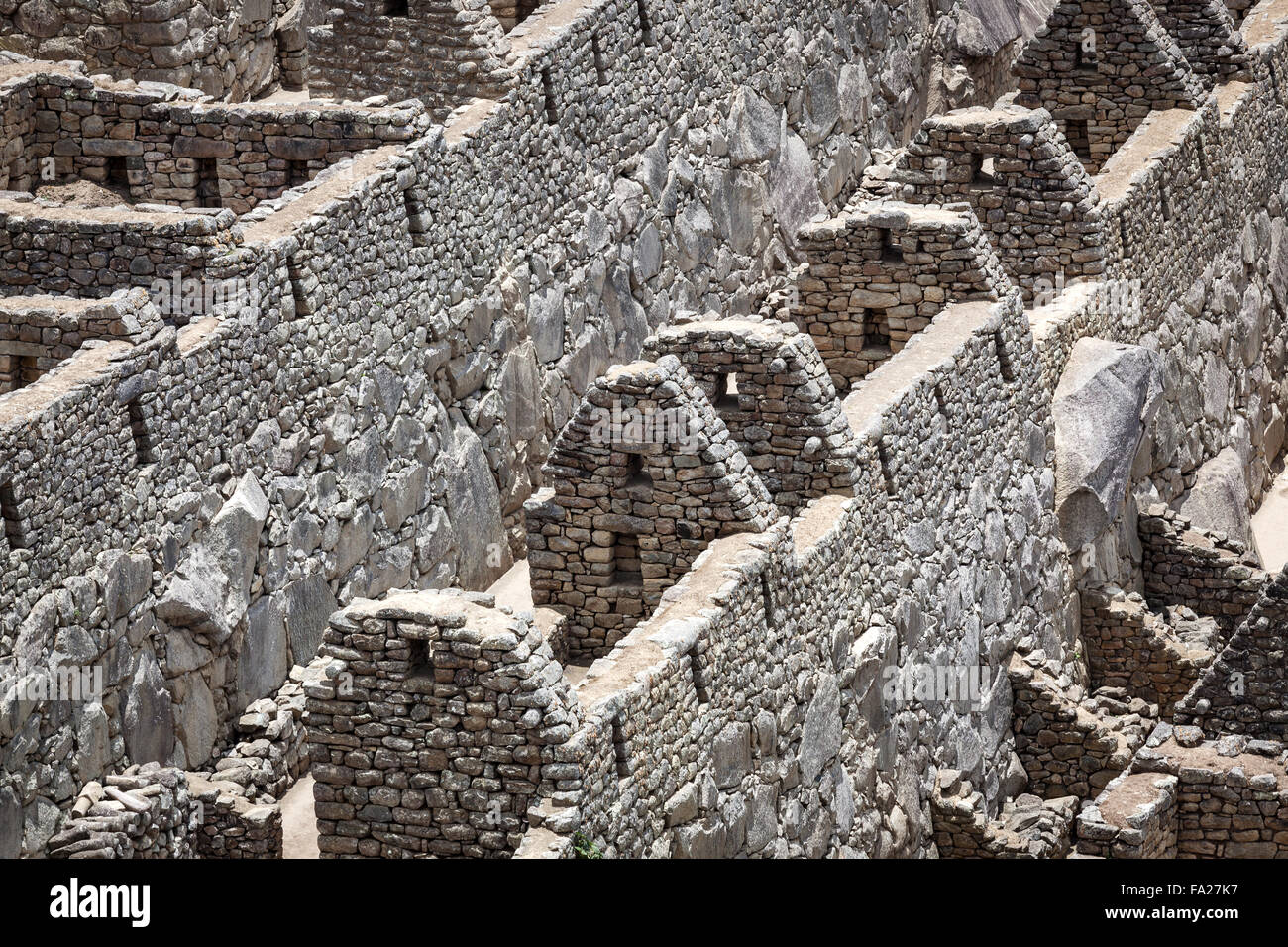 old walls and houses to Machu Picchu Stock Photo - Alamy