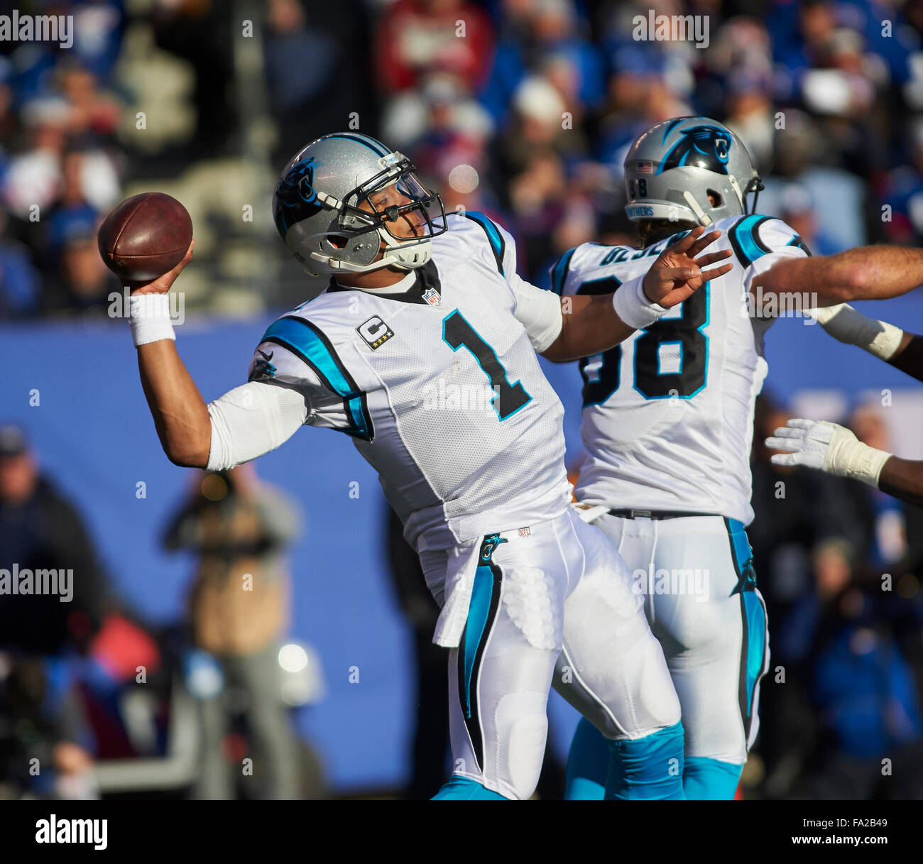 Cam newton 2015 action hi res stock photography and images Alamy