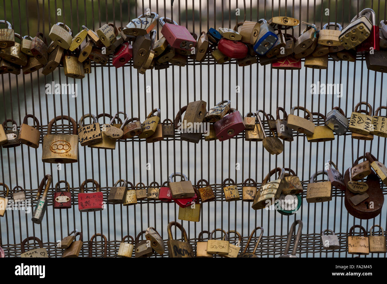 Random Padlocks Random padlocks on one of Paris bridges Stock Photo - Alamy