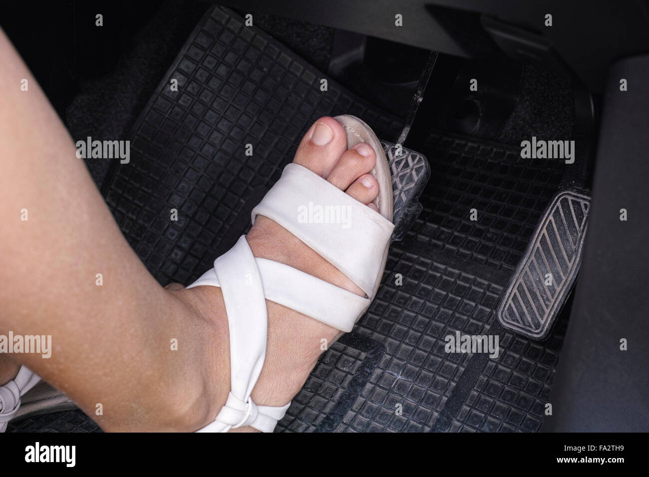 Brake pedal hires stock photography and images Alamy