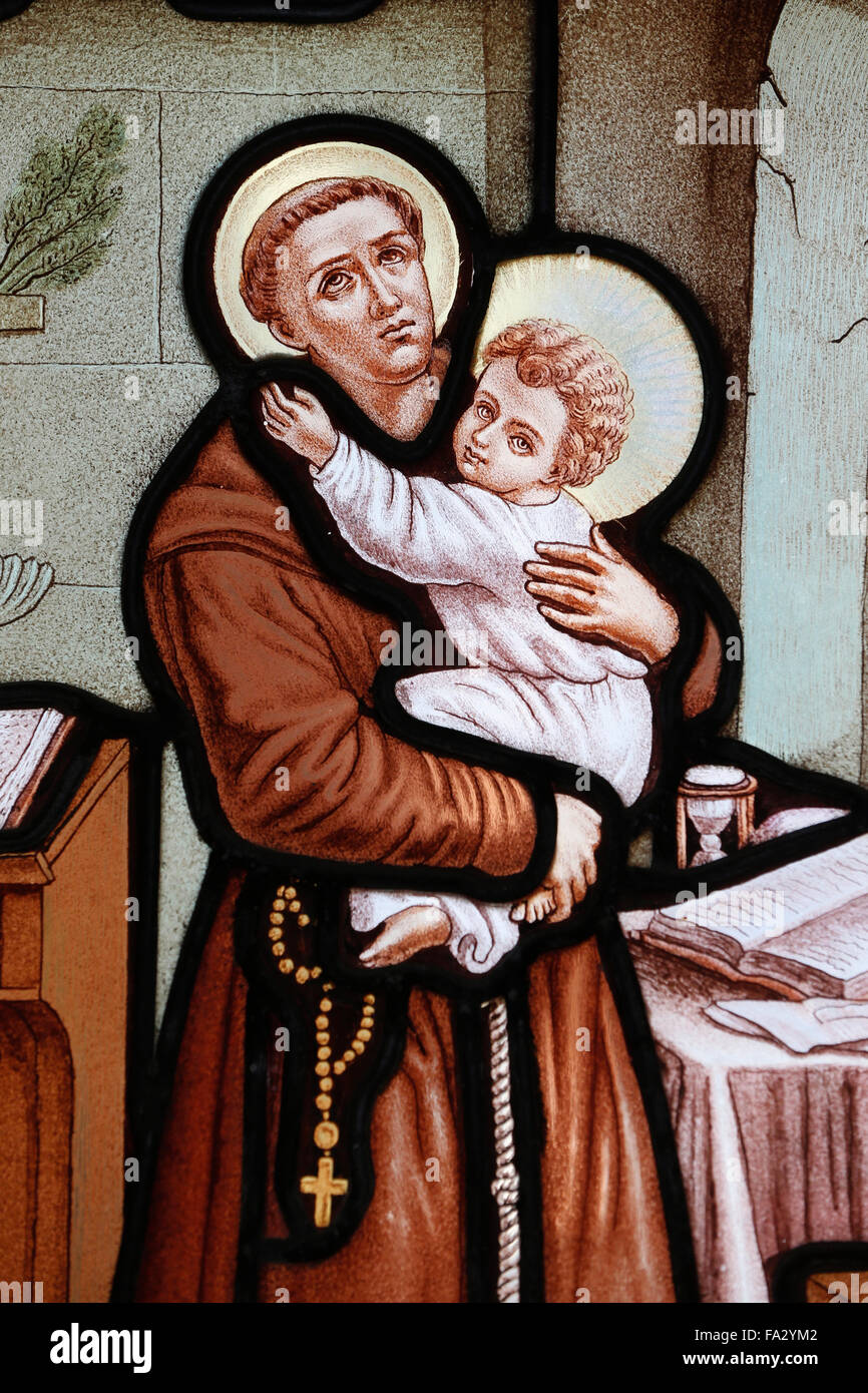 Stained glass window. Saint Anthony of Padua Stock Photo Alamy