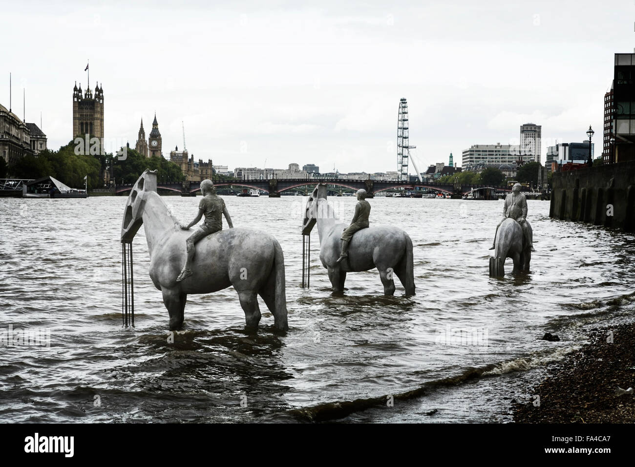 "The Rising Tide" by sculptor Jason deCaires Taylor horses, River