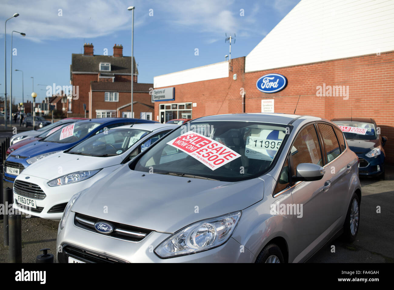 Garage Forecourt Used Car Sales Stock Photo Alamy