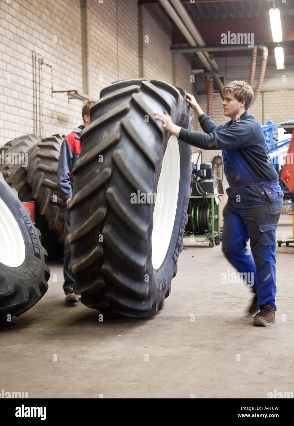 Tractor tyre repair hires stock photography and images Alamy