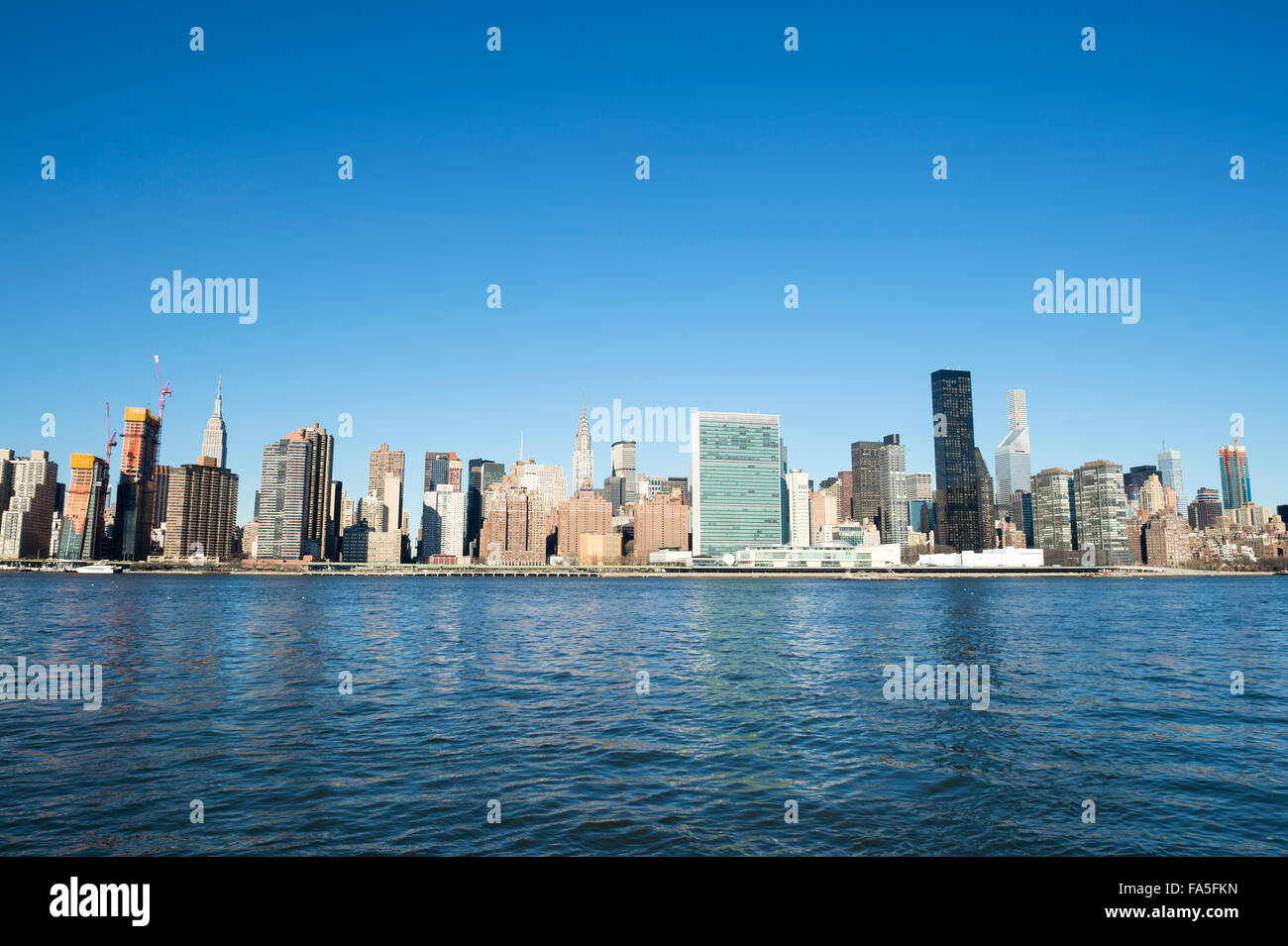 Scenic skyline view of Midtown Manhattan from across the East River in ...