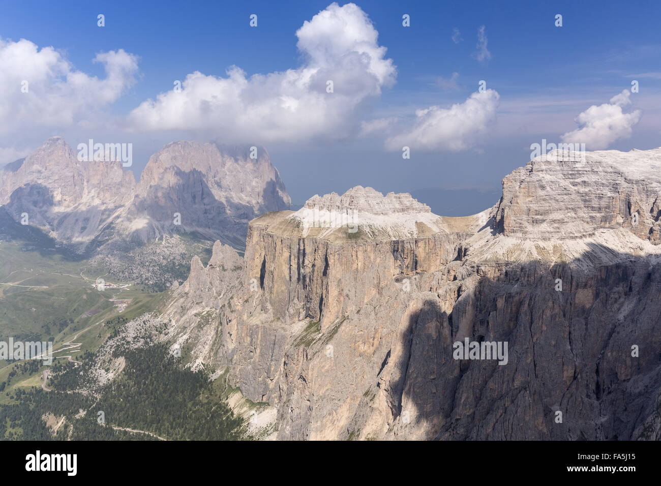 Looking west along the scarp of the Sella Group, Sella Gruppe, in the Dolomites, Italy. Stock Photo