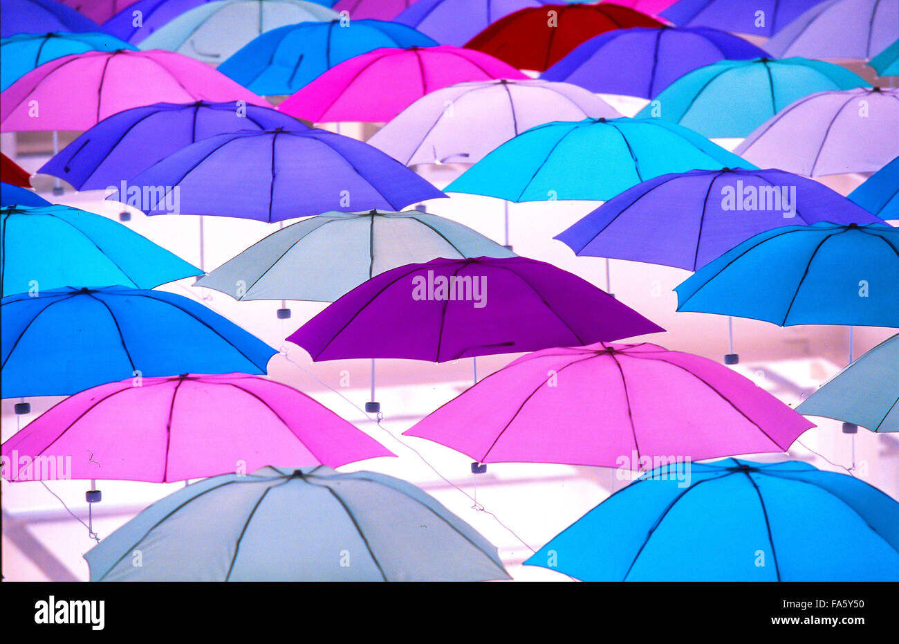 Umbrella arrangement hires stock photography and images Alamy