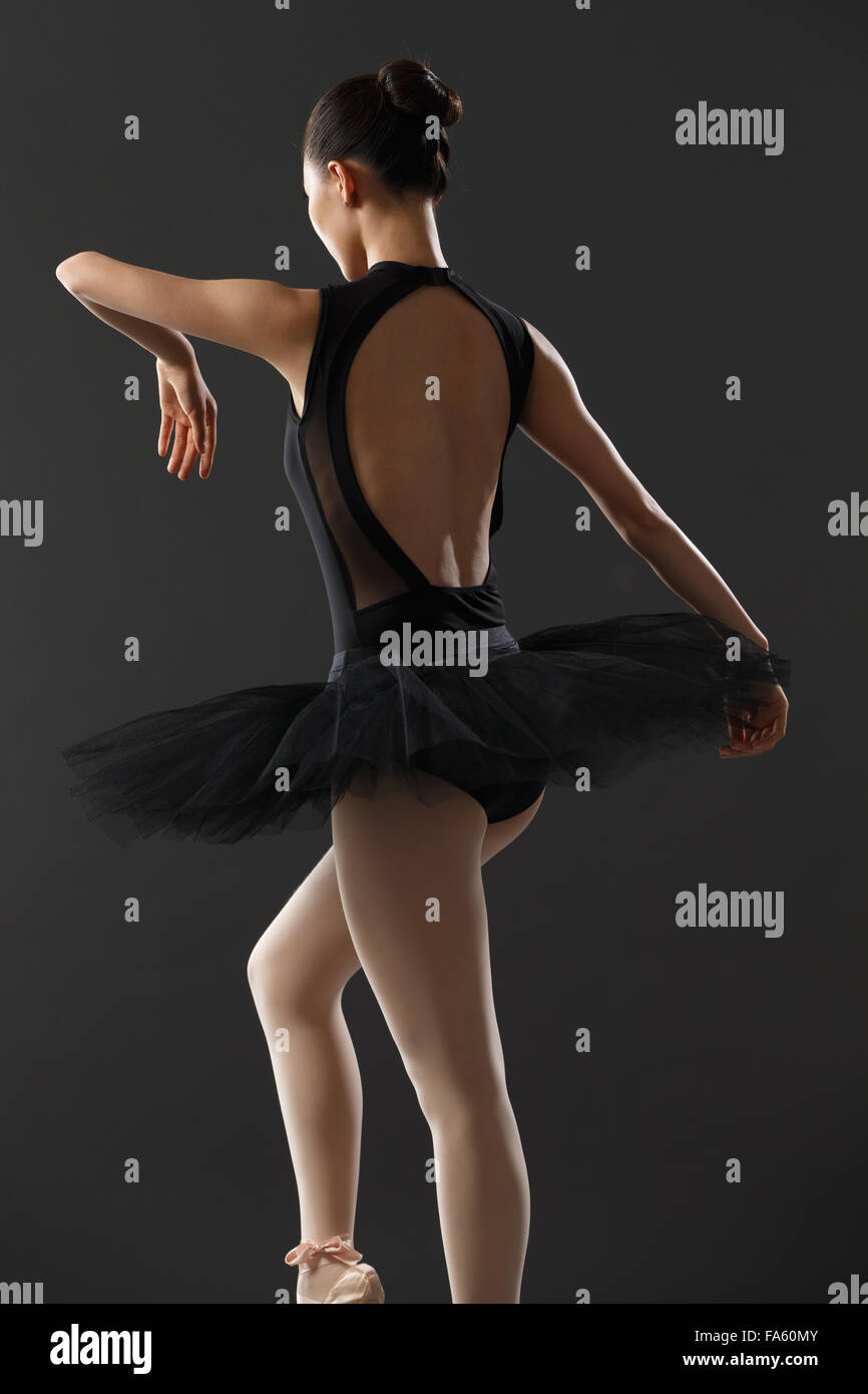 Chinese young ballet hi-res stock photography and images - Alamy