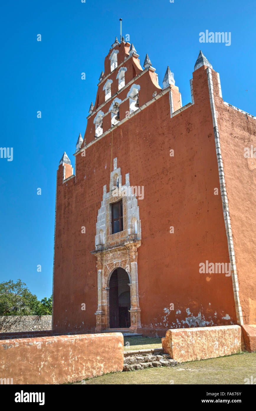 Church of the Virgin of the Assumption, Early 17th Century, Mama, Route of the Convents, Yucation, Mexico Stock Photo