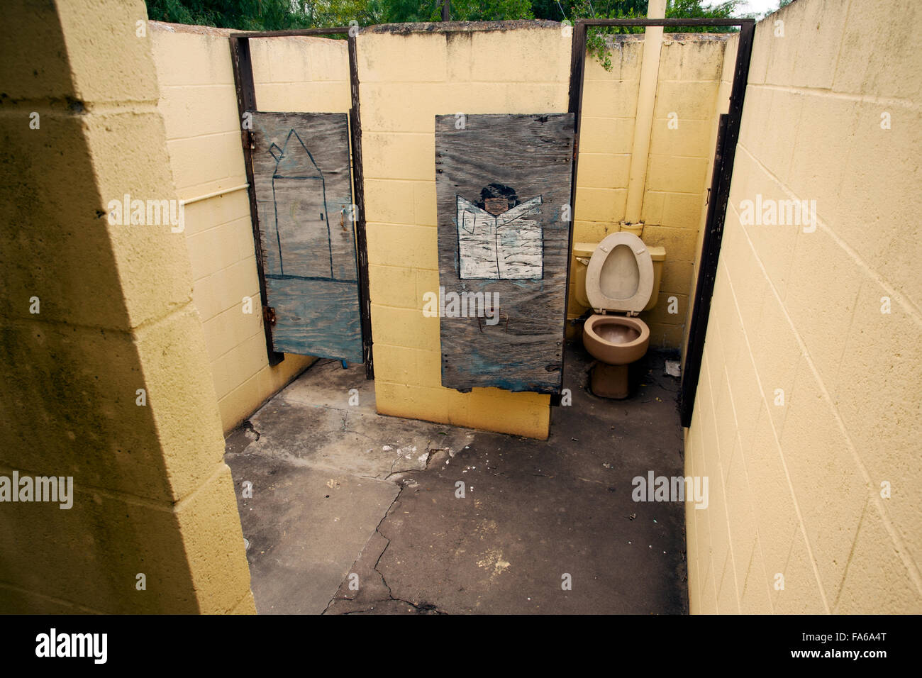 Old restroom area in disrepair - Camp Lula Sams - Brownsville, Texas USA Stock Photo