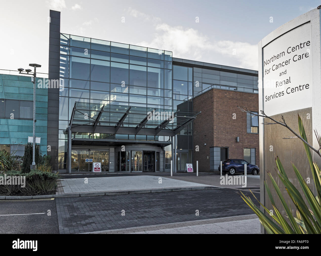 Entrance to Northern Centre for Cancer Care and Renal Services Centre
