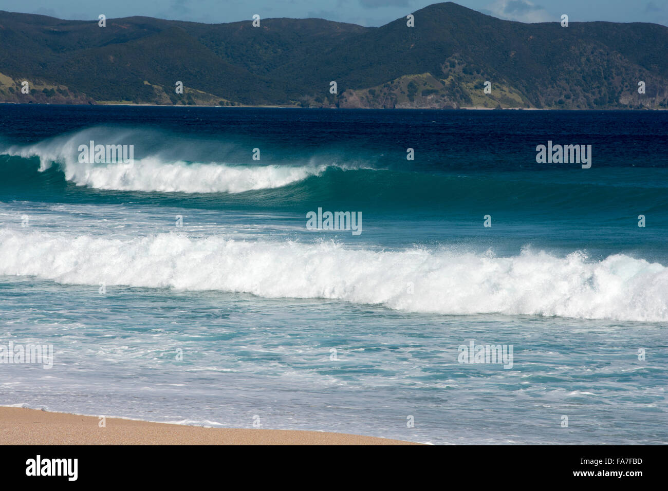 Breakers at the beach of Spirits Bay which is a twelve kilometer wide