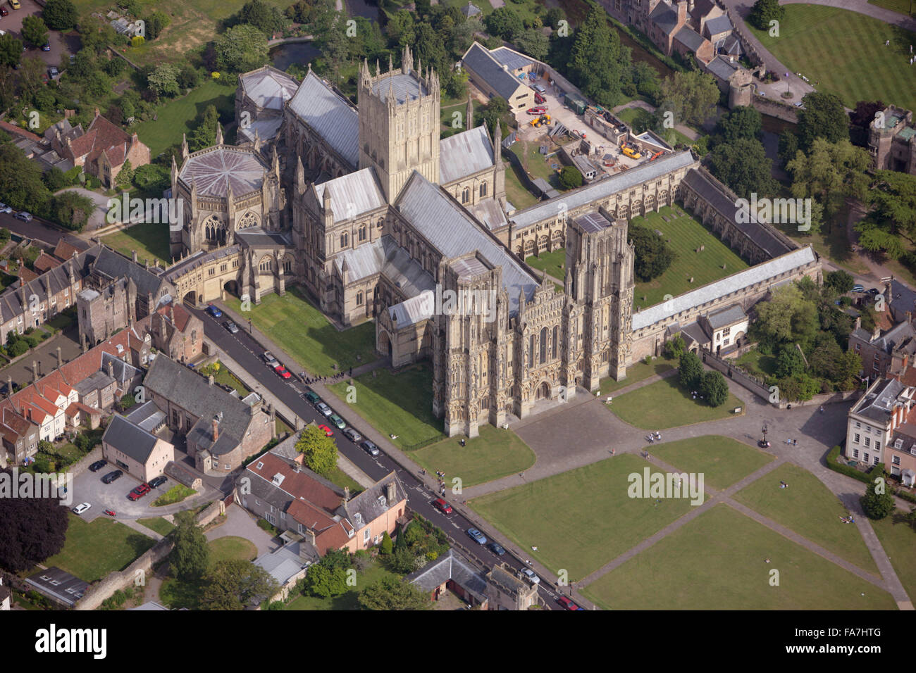 WELLS CATHEDRAL, Somerset. Seat of the Bishop of Bath and Wells, the cathedral is substantially in the Early English style typical of the late 12th and early 13th centuries. This aerial view is from June 2006. Stock Photo