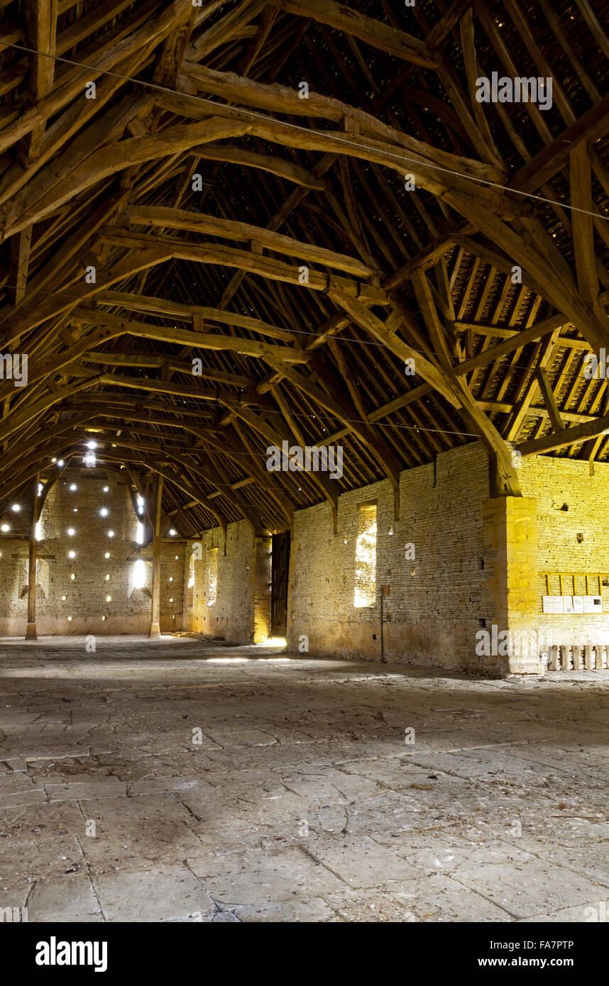 Interior of the thirteenth century Middle Littleton Tithe Barn, Evesham, Worcestershire Stock