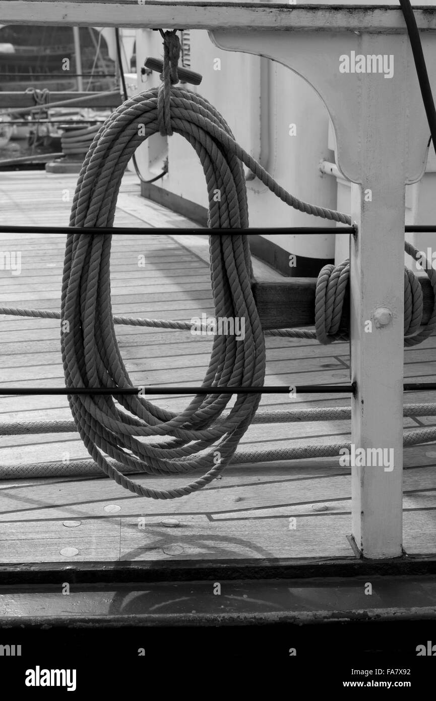 A coiled ship's rope in Weymouth Harbour, Dorset, UK Stock Photo - Alamy