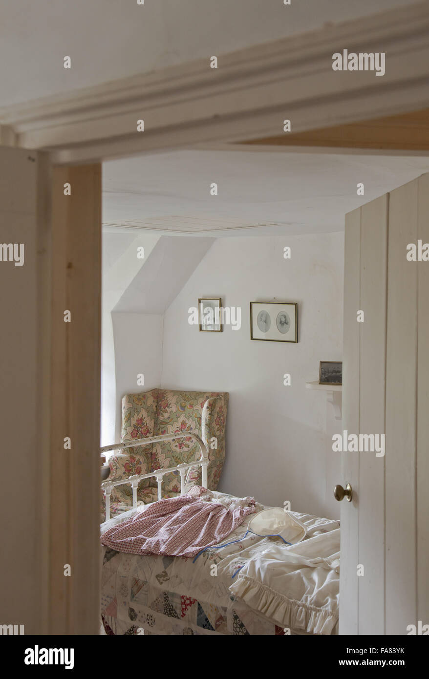 Bedroom at Hardy's Birthplace, Dorset. The writer Thomas Hardy was born