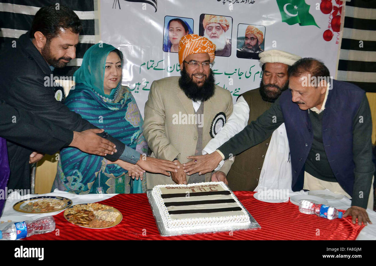 Jamiat Ulema Islam (JUIF) leader, Abdul Ghafoor Haideri along with