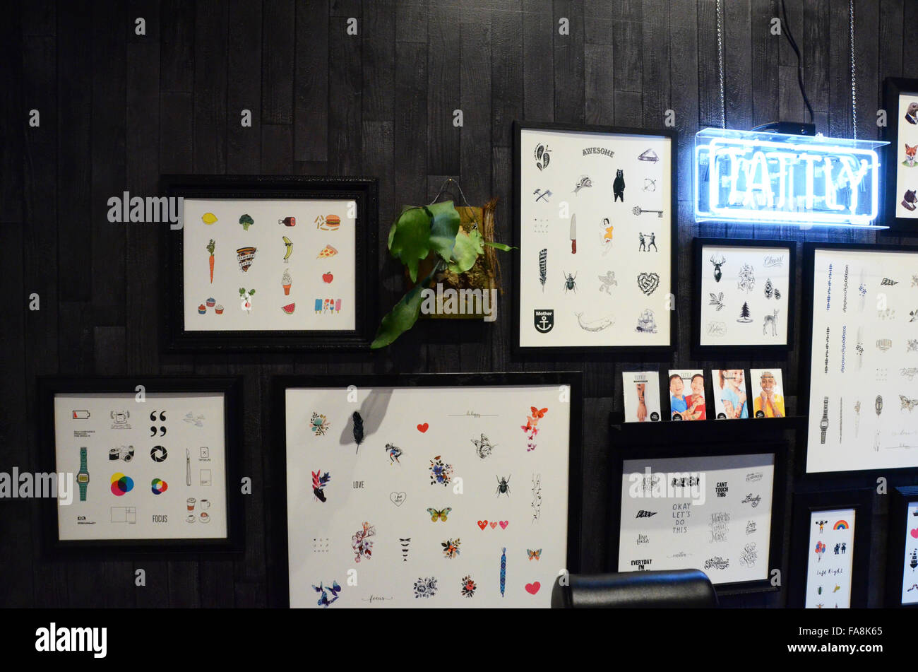 tattly fake tattoo parlor brooklyn Stock Photo Alamy