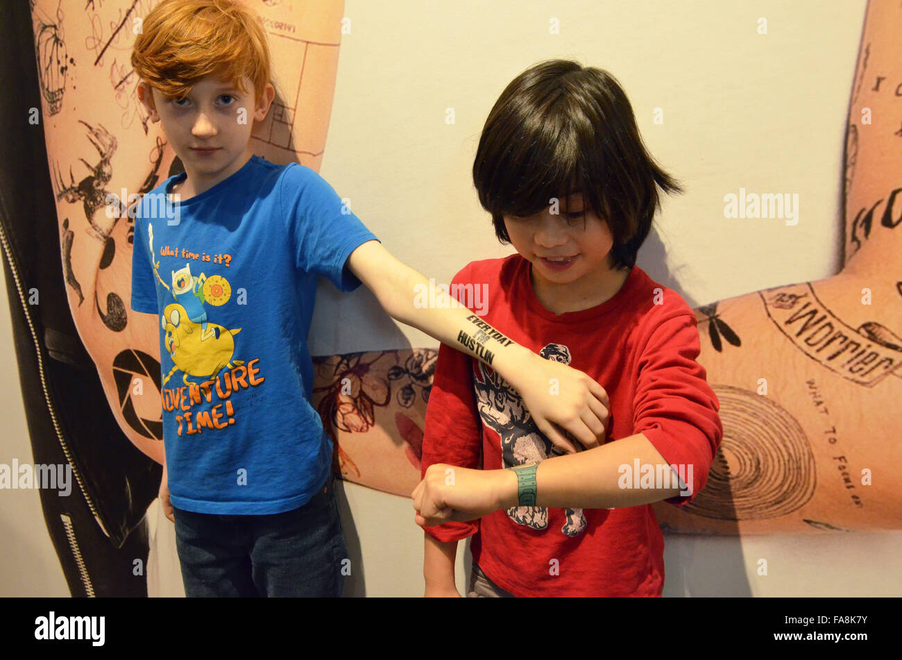 Fake tattoo temporary tattoo hires stock photography and images Alamy