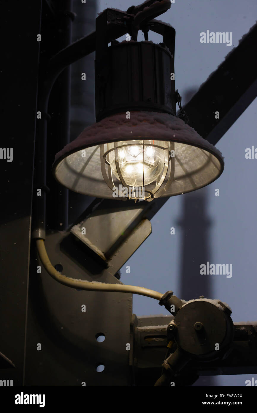Elegant street lamp hi-res stock photography and images - Alamy