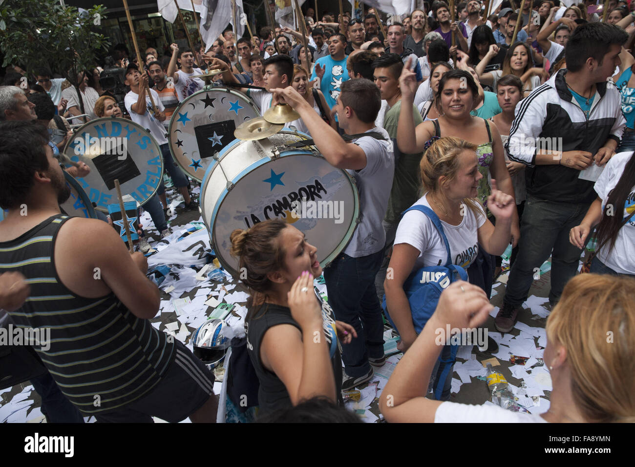 Buenos Aires, Argentina. 23rd Dec, 2015. Supporters of Director MartÃn Sabatella gather outside the building of AFSCA media watchdog after President Mauricio Macri's government announced a decree to take over control. President Macri appointed Agustin Garzon, a man of his own party as Director, but Sabatella, designated by ex-President Cristina Fernandez de Kirchner, refuses to resign arguing that AFSCA is autonomous by law, and his mandate ends in 2017 and can't be revoked by decree. Credit:  Patricio Murphy/ZUMA Wire/Alamy Live News Stock Photo