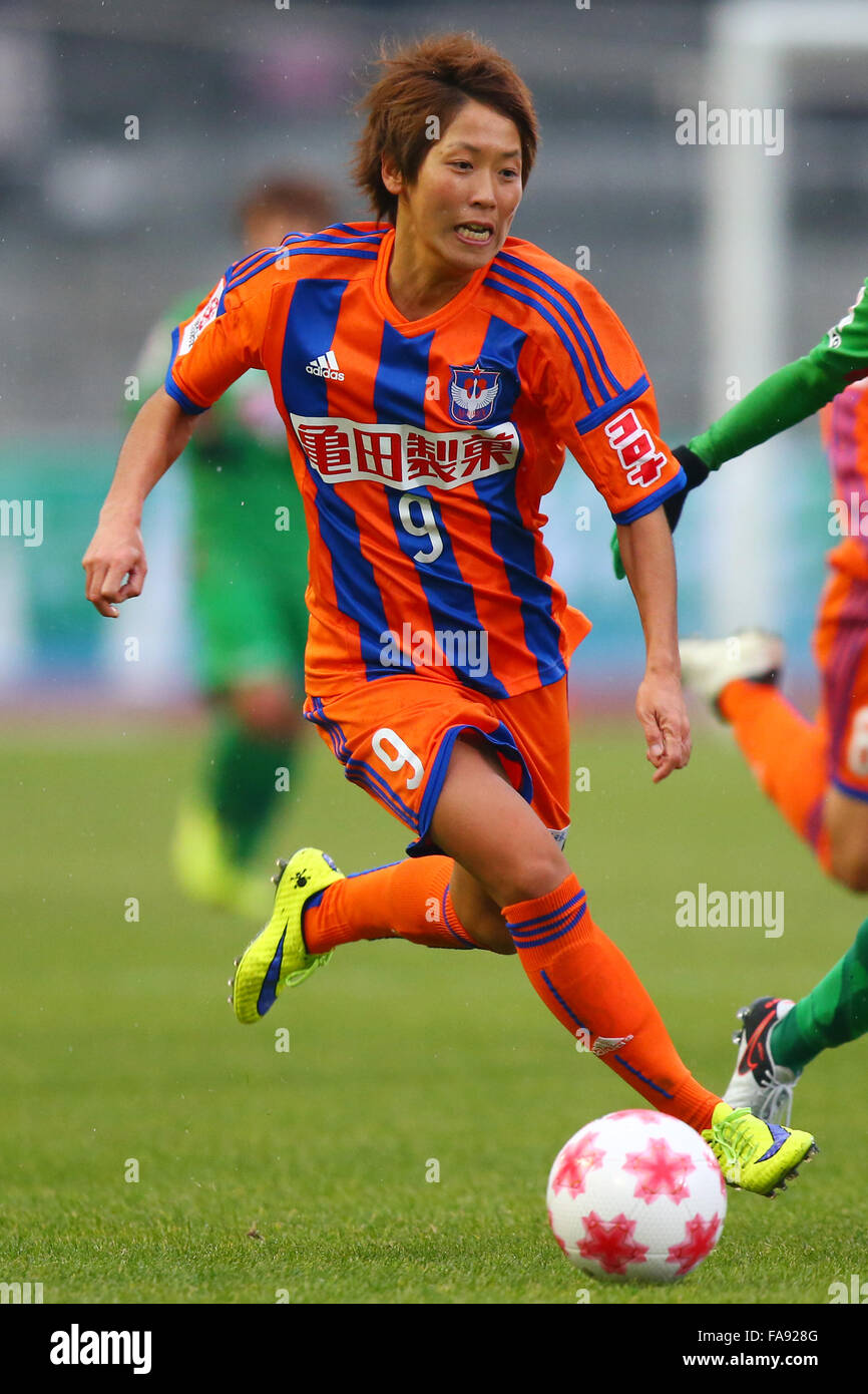 Tokyo, Japan. 23rd Dec, 2015. Marumi Yamazaki (Albirex Ladies