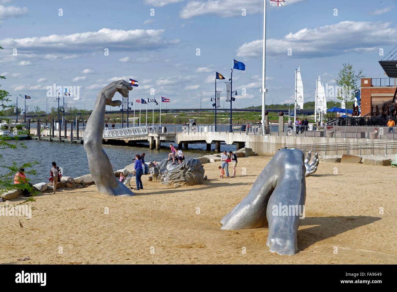 Alexandria park at night hires stock photography and images Alamy