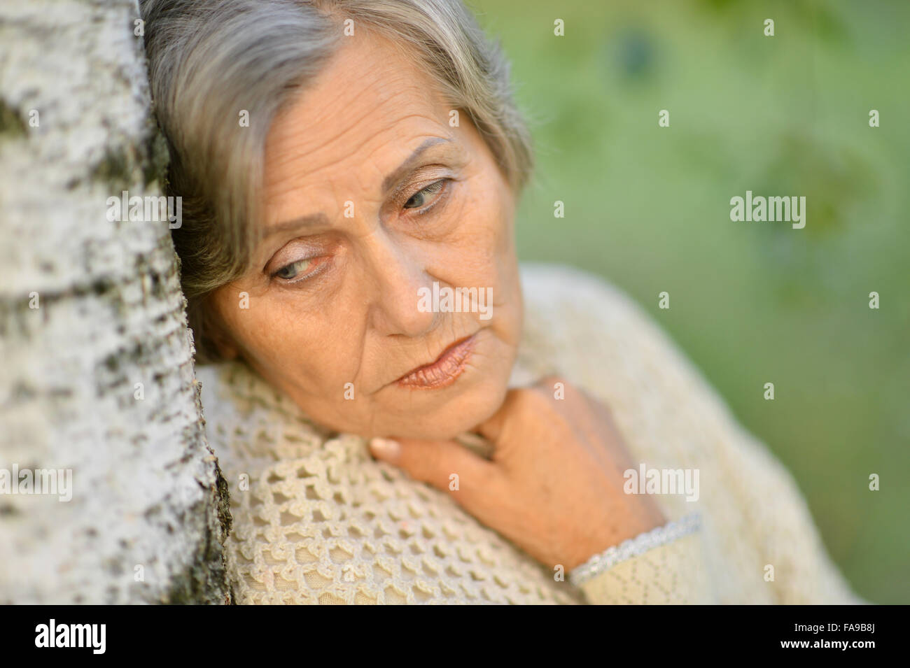 Wise old person hi-res stock photography and images - Page 13 - Alamy