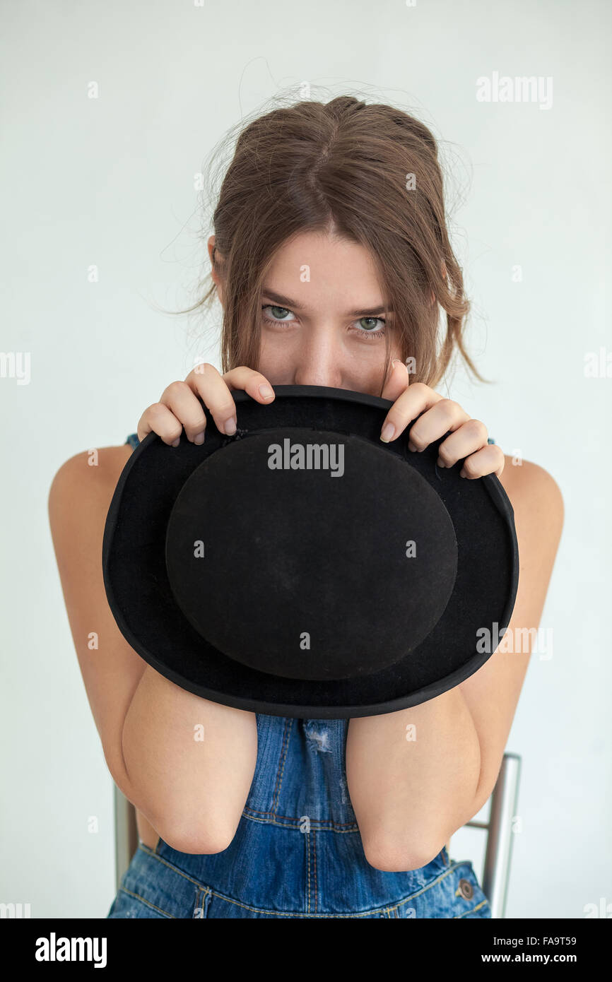 portrait of pretty young smiling woman Stock Photo - Alamy