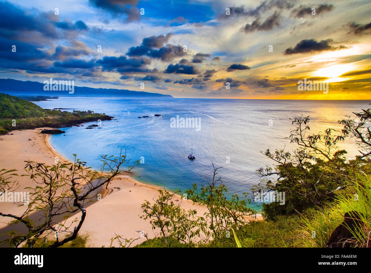 Beautiful golden hour colors of Hawaii Stock Photo Alamy